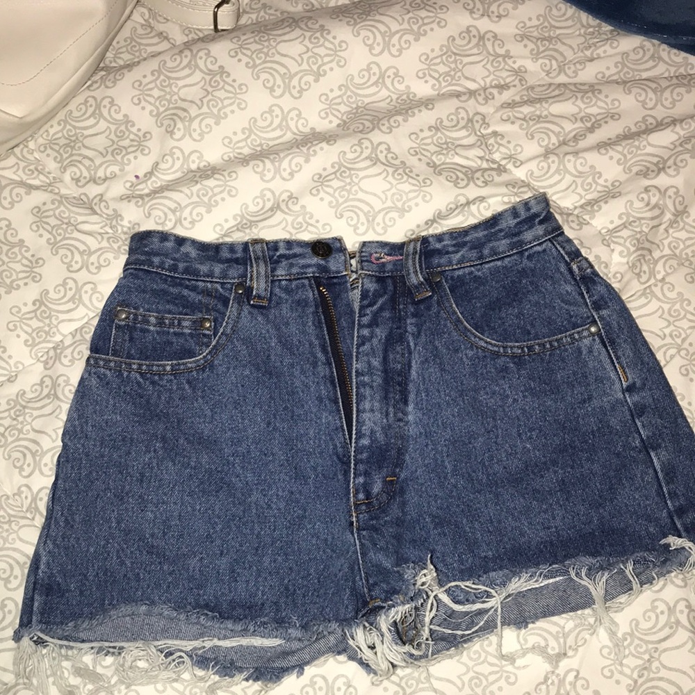 VTG High Waisted Shorts